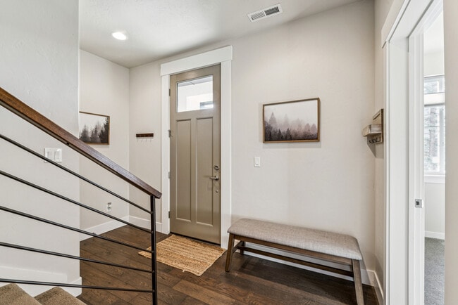 Building Photo - 3369 E Exacta Ln