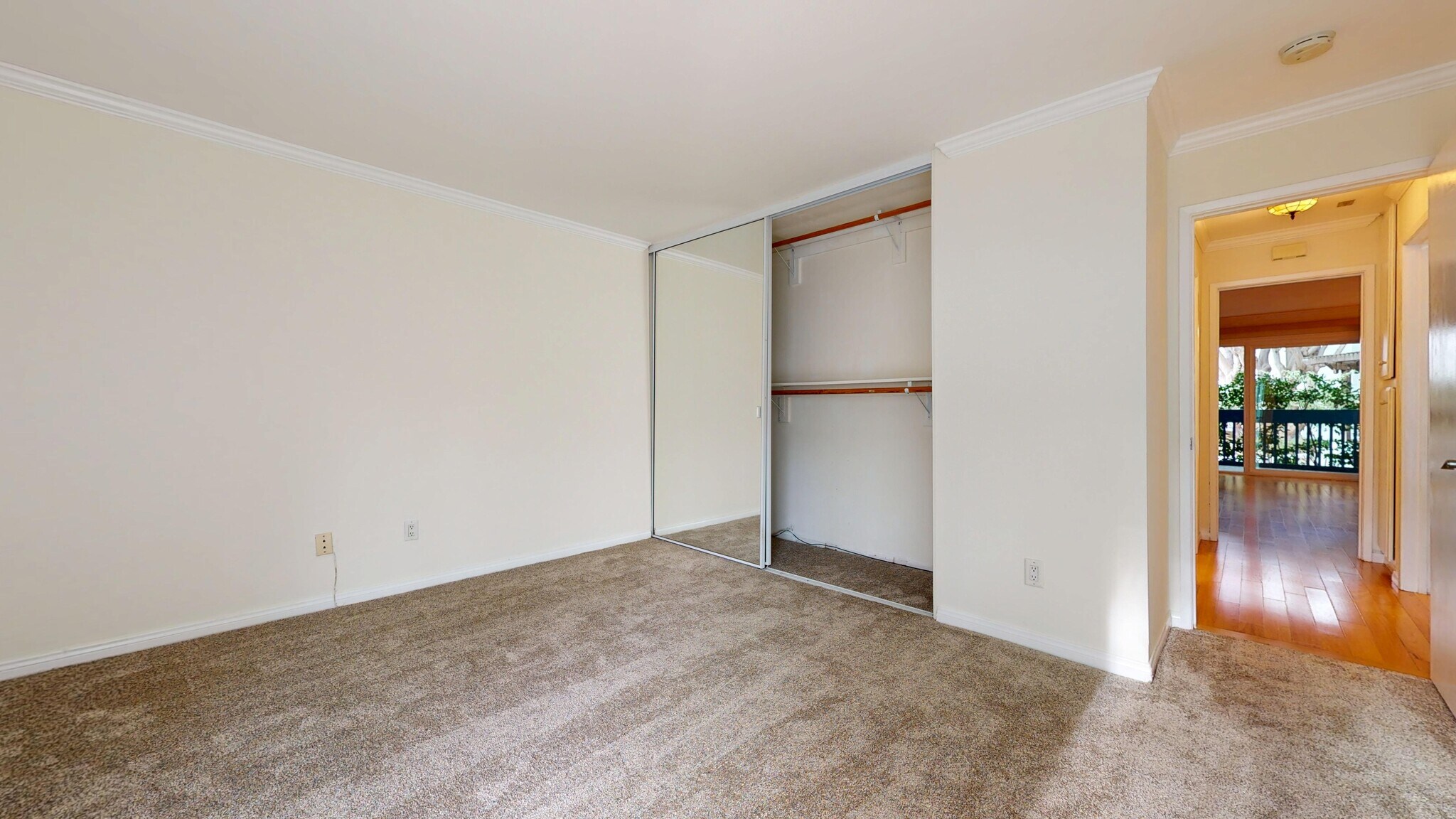 Building Photo - 902 Camino Real