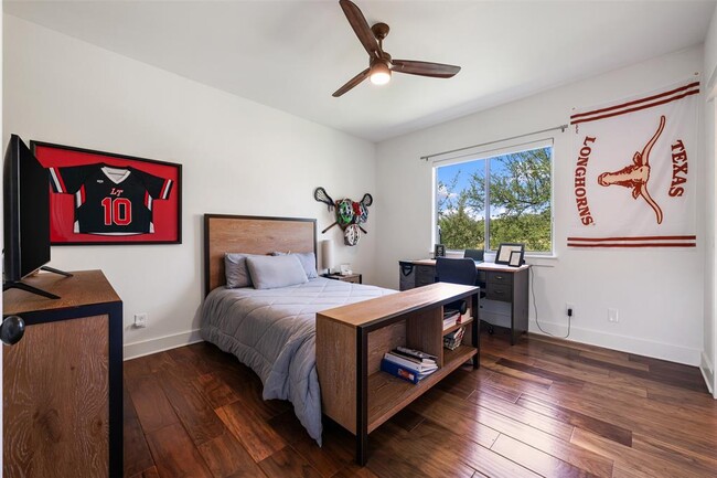 Building Photo - 64 Tiburon Dr