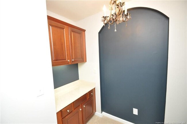Building Photo - 300 Sutton Glen Dr