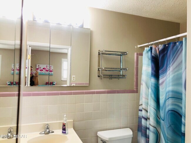 Building Photo - 3011 Princeton Ave