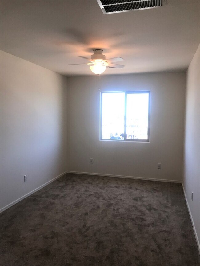 Building Photo - Brand New Home in Gated Community!