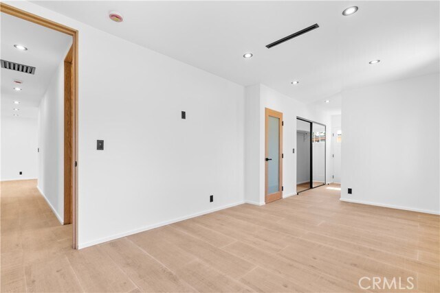 Building Photo - 536 Hampton Rd