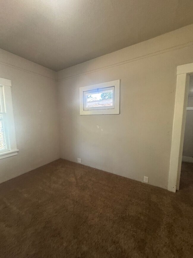 Building Photo - Non-Refundable & Security Deposit Total: $...