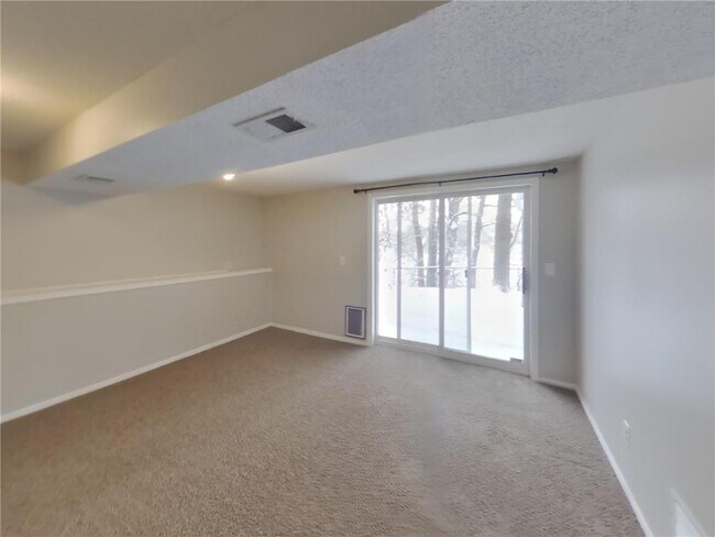 Building Photo - 13645 Timber Crest Dr