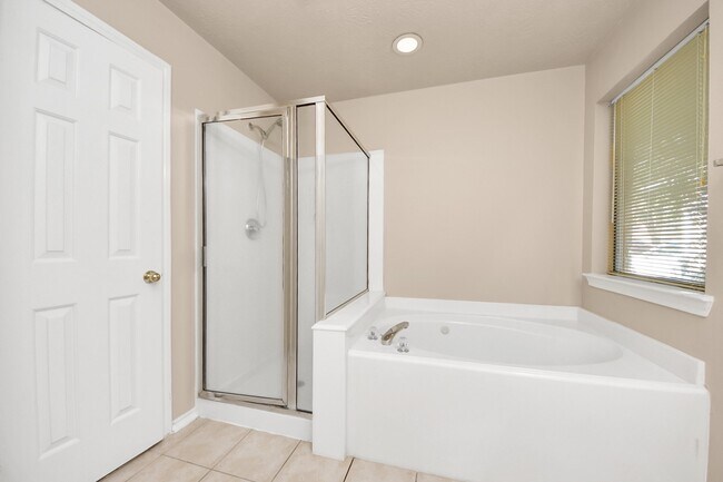 Building Photo - 20615 Rustic Hearth Ct