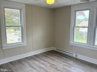 Building Photo - 1535 Gross Ave