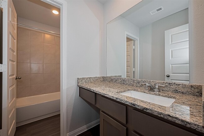 Building Photo - 13625 Goldeye Dr