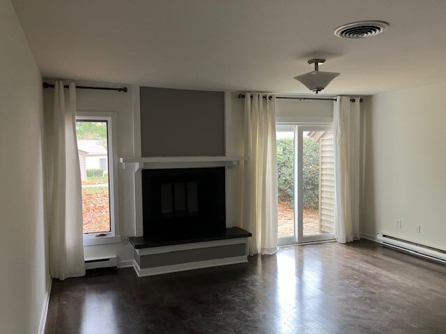 Building Photo - 41 Ashton Way