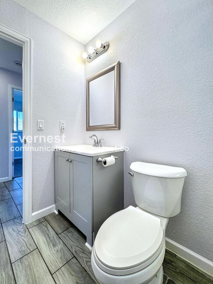 Building Photo - 2755 N Humboldt St