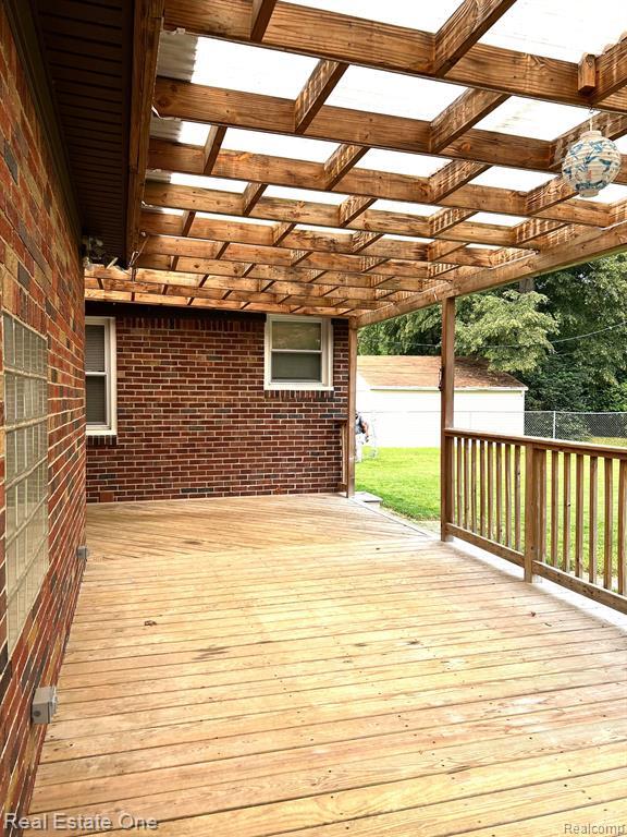 Building Photo - 13630 Balfour Ave