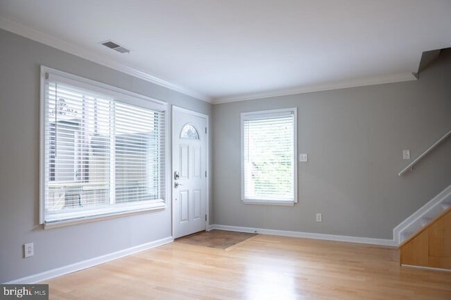Building Photo - 1640 Westwind Way