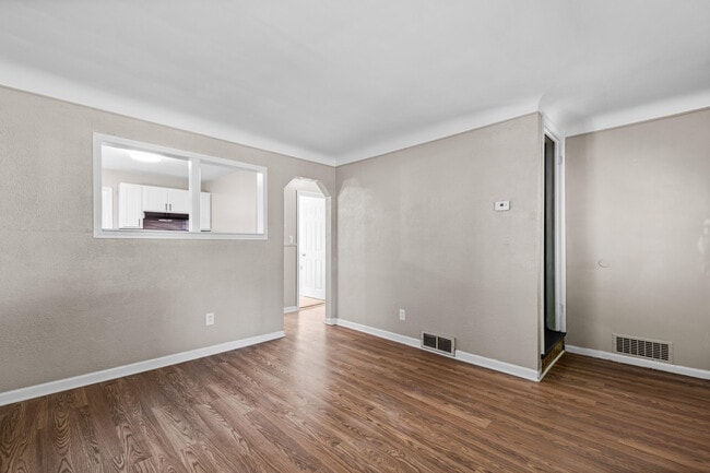 Building Photo - 4705 Jackson St