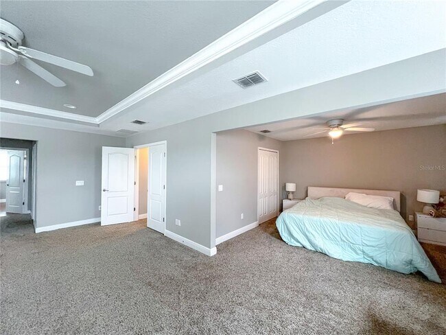 Building Photo - 948 NW 252 Dr