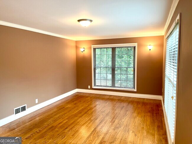 Building Photo - 4059 Charleston Ct SE