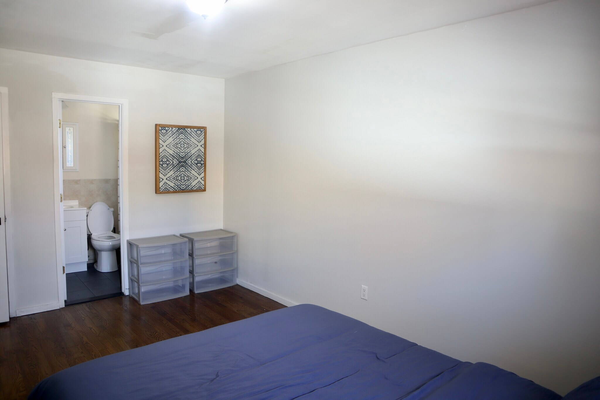 Building Photo - 1404 45th St