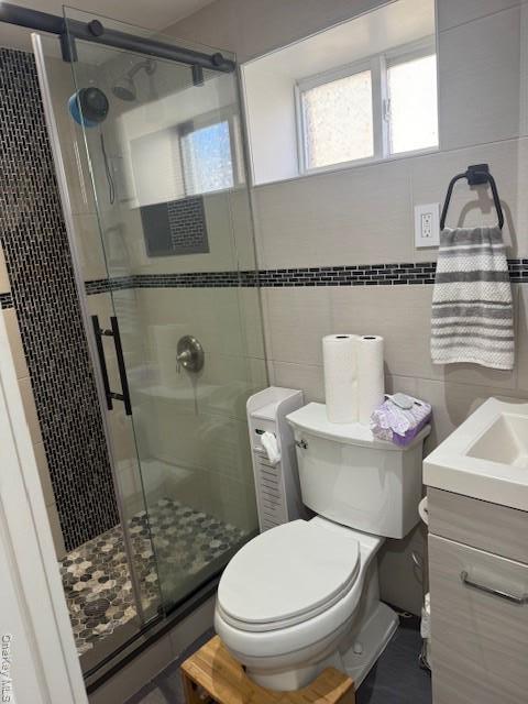 Building Photo - 21-41 71st St