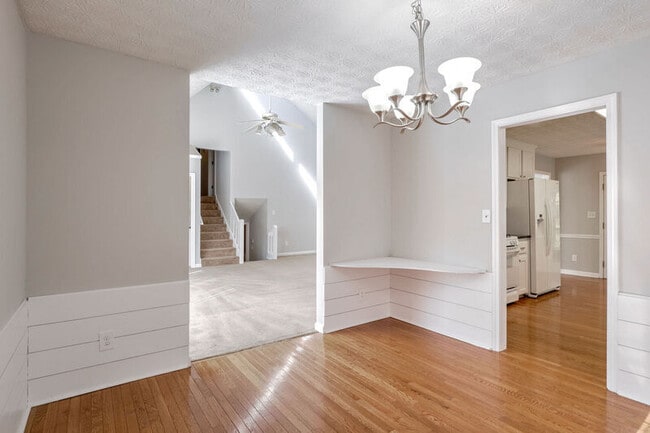 Building Photo - 2175 Wenlok Trail