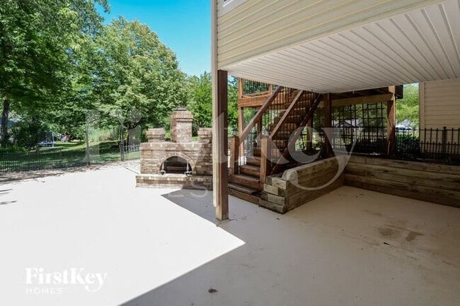 Building Photo - 598 Woodchuck Ln
