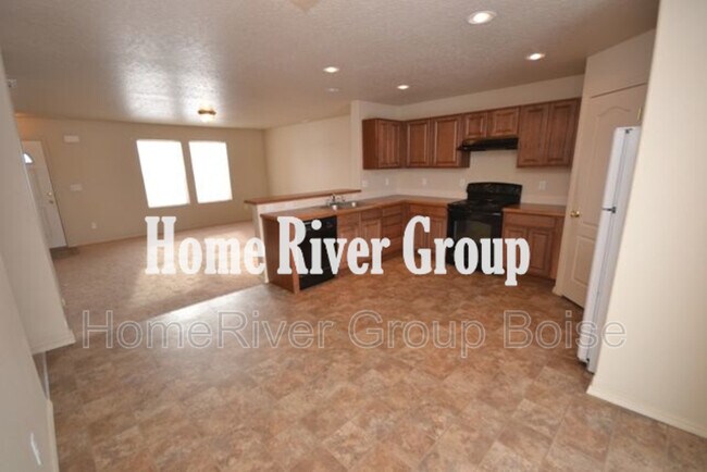 Building Photo - 1876 E Adelaide Dr