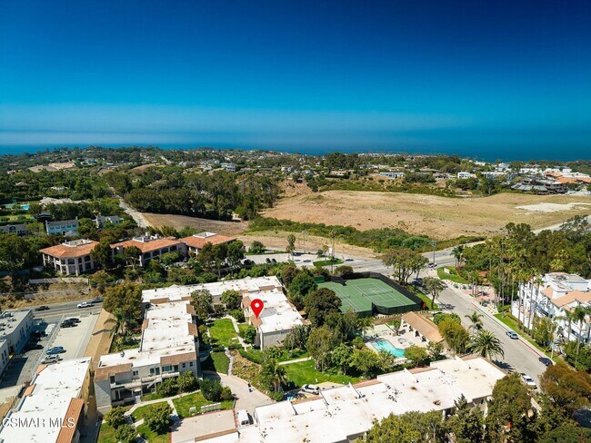 Building Photo - 6482 Cavalleri Rd