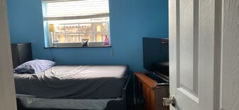 Building Photo - 9470 NW 24th St