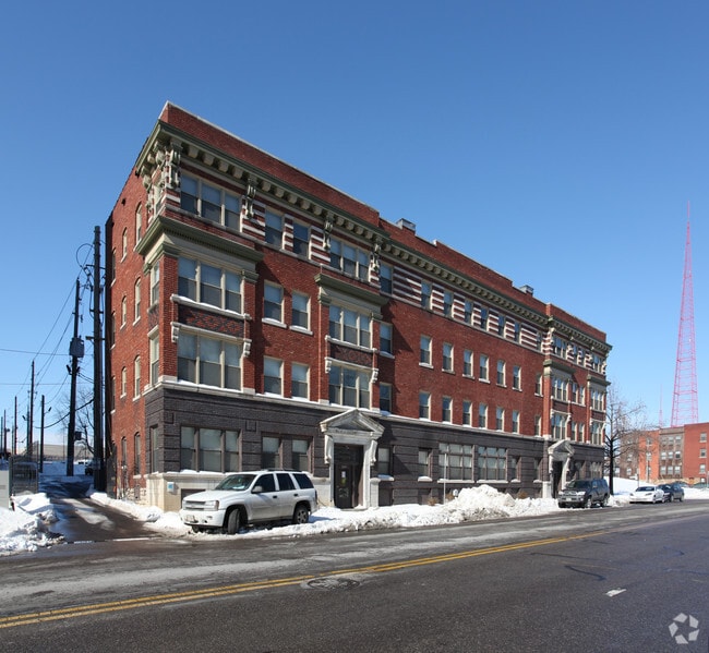 Building Photo - Yankee Hill