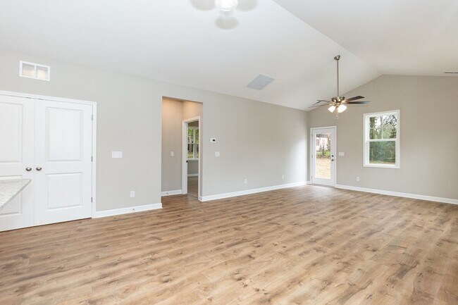 Building Photo - NEW Construction Three Bedroom Home