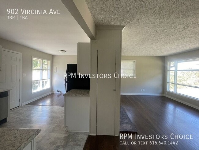 Building Photo - 902 Virginia Ave