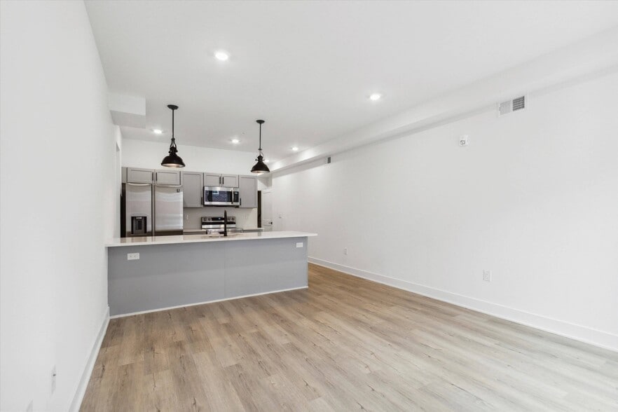 Building Photo - 1834 N 18th St