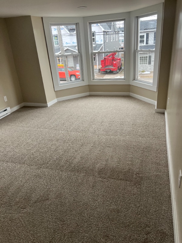 Building Photo - 205 E 2nd St