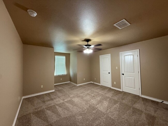 Building Photo - 4413 106th St