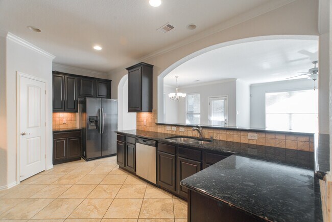 Building Photo - 7 Deer River Cir