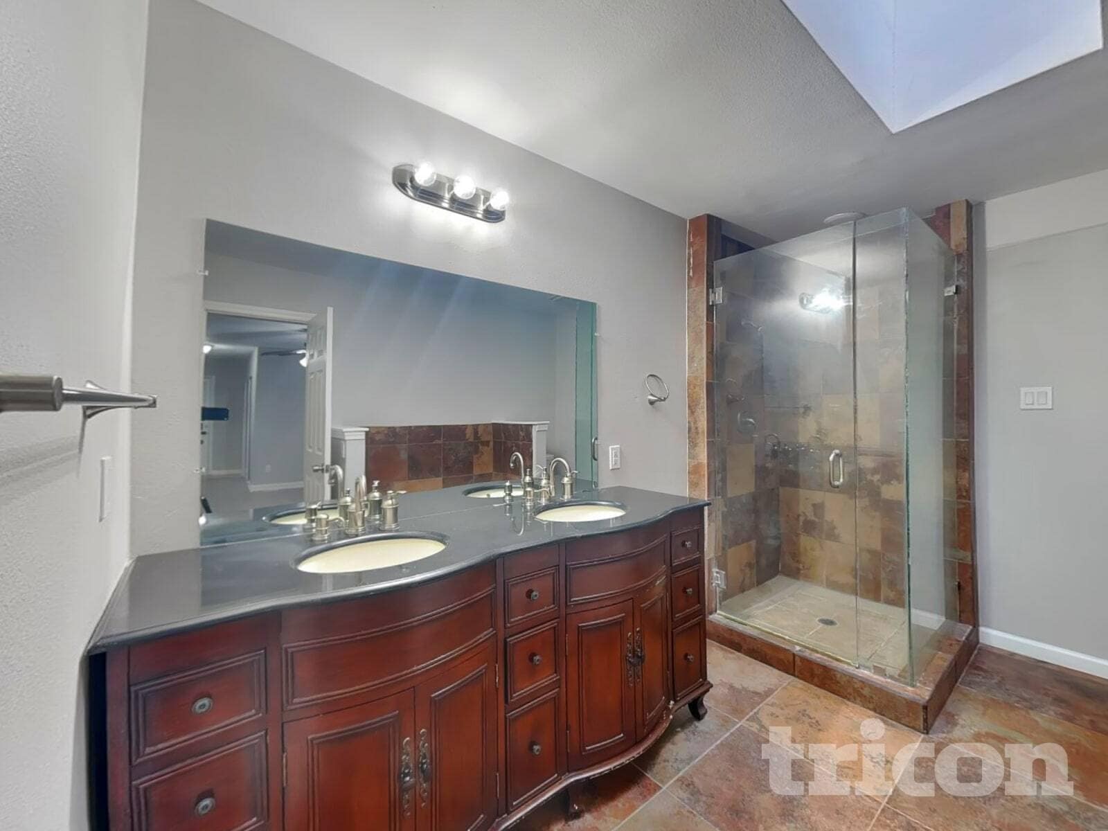 Building Photo - 9800 Denali Rd NE