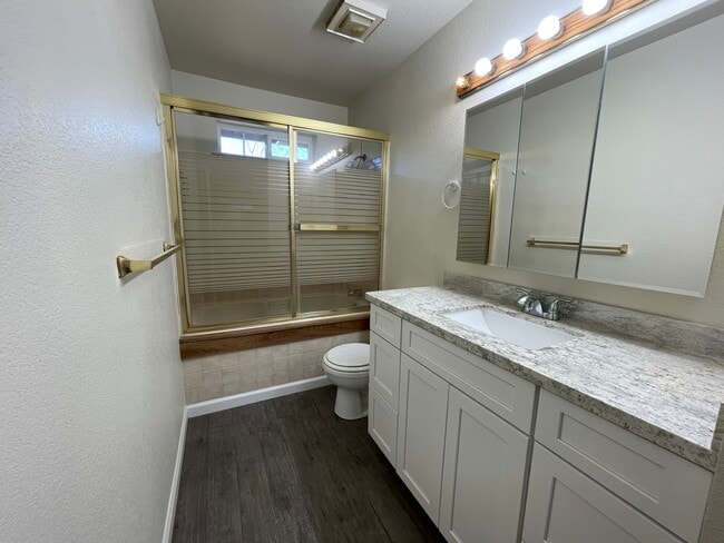 Building Photo - 1343 Wilson Cir
