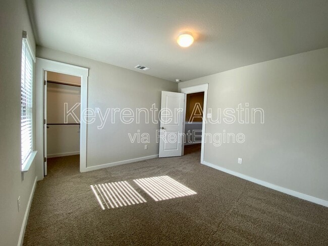 Building Photo - 520 Fieldwood Dr