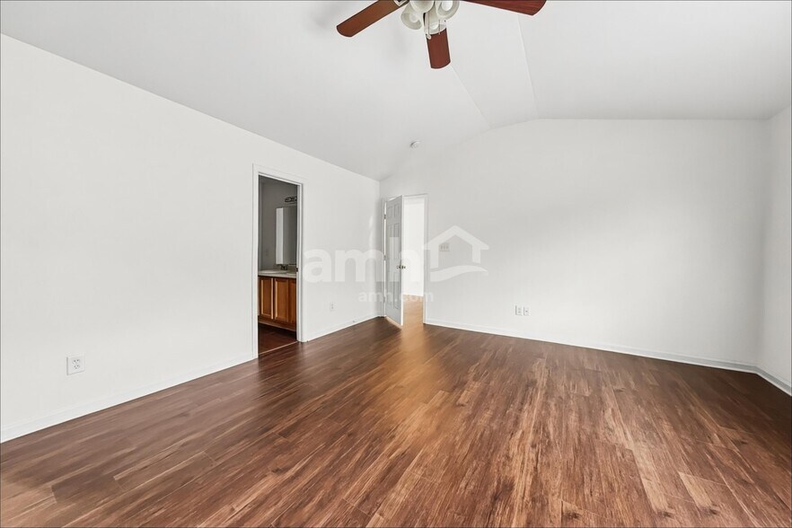 Building Photo - 3660 Watkins Ridge Ct