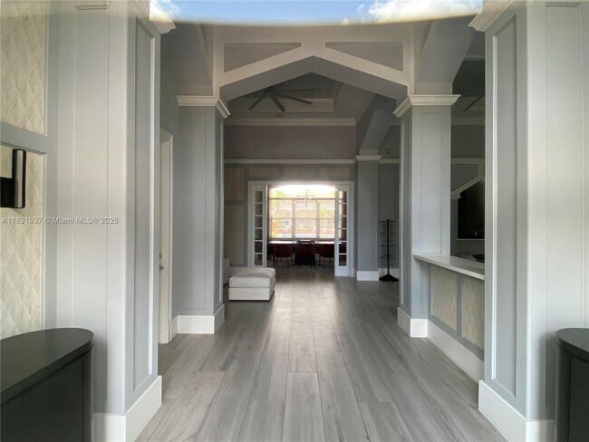 Building Photo - 9825 Baywinds Blvd