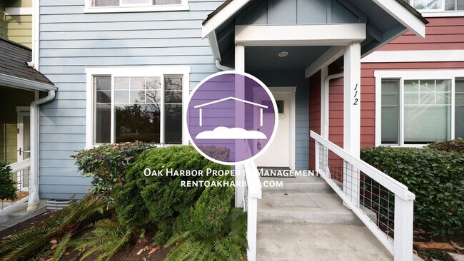 Primary Photo - 3 Bed 2.5 Bath - Pet Friendly - WhidbeyHea...
