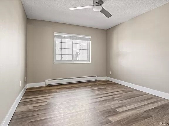 Building Photo - 5770 E Warren Ave