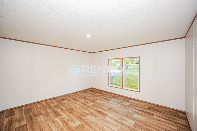 Building Photo - 174 Trivette Rd