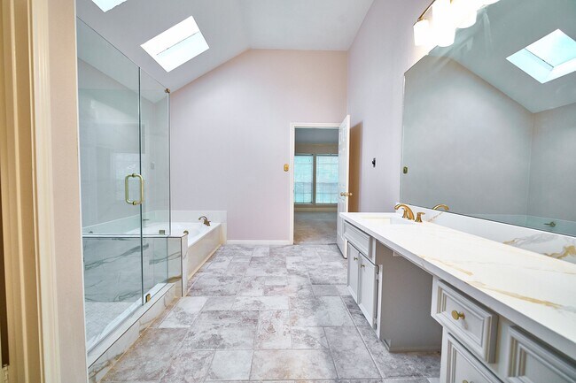 Building Photo - 5022 Moss Run Dr