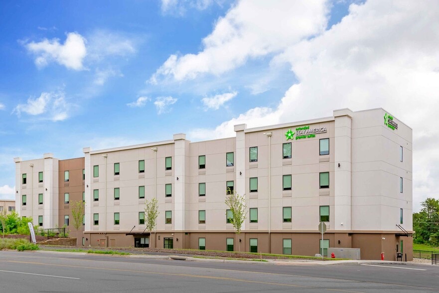 Building Photo - Furnished Studio-Charlottesville