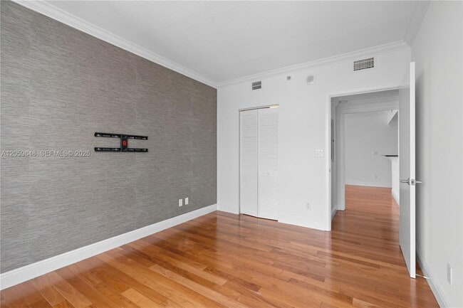 Building Photo - 335 S Biscayne Blvd