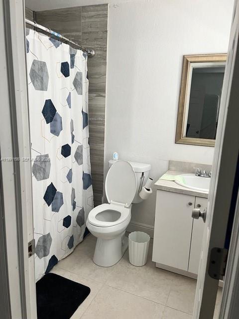 Building Photo - 644 SW 1st Ct