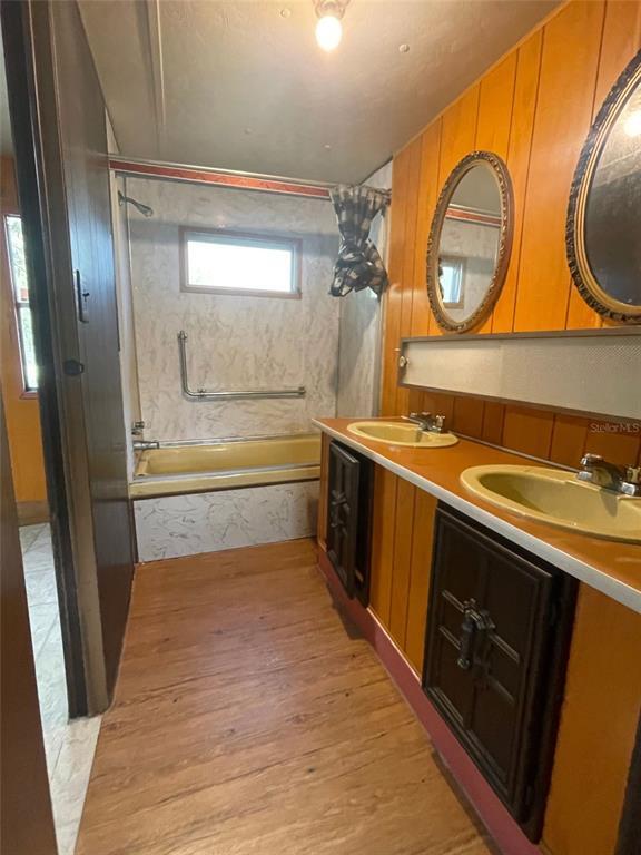 Building Photo - 15756 Trigonia St