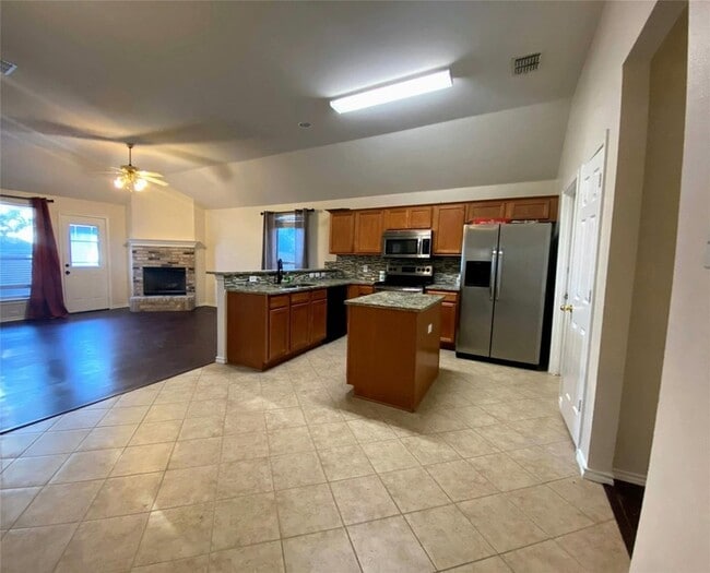 Building Photo - 1003 Sipapu Ct