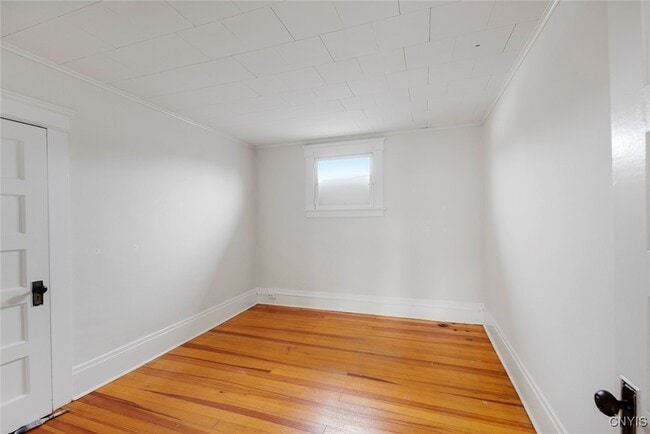 Building Photo - 22 Jordan St