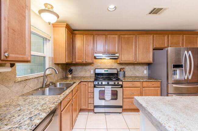 Building Photo - 8323 Lorrie Dr