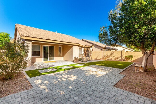Building Photo - Beautiful Chandler Rental